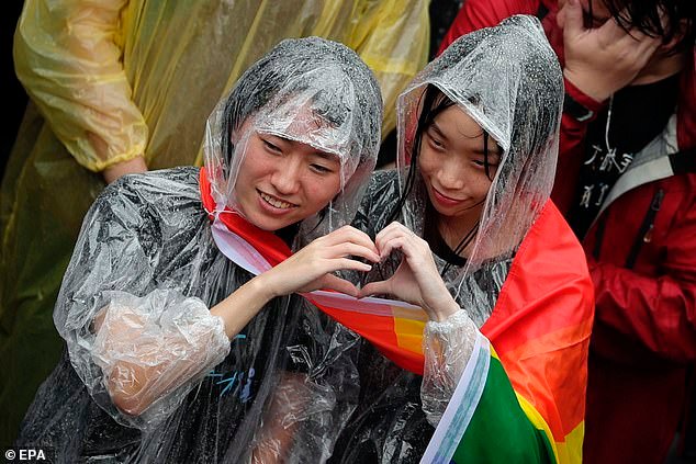 Taiwan Becomes The First Country In Asia To Legalize Same Sex Marriage
