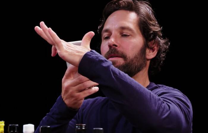 Paul Rudd Showed Off His Incredible Talents As He Makes His Fingers Look Like A Butt 0160
