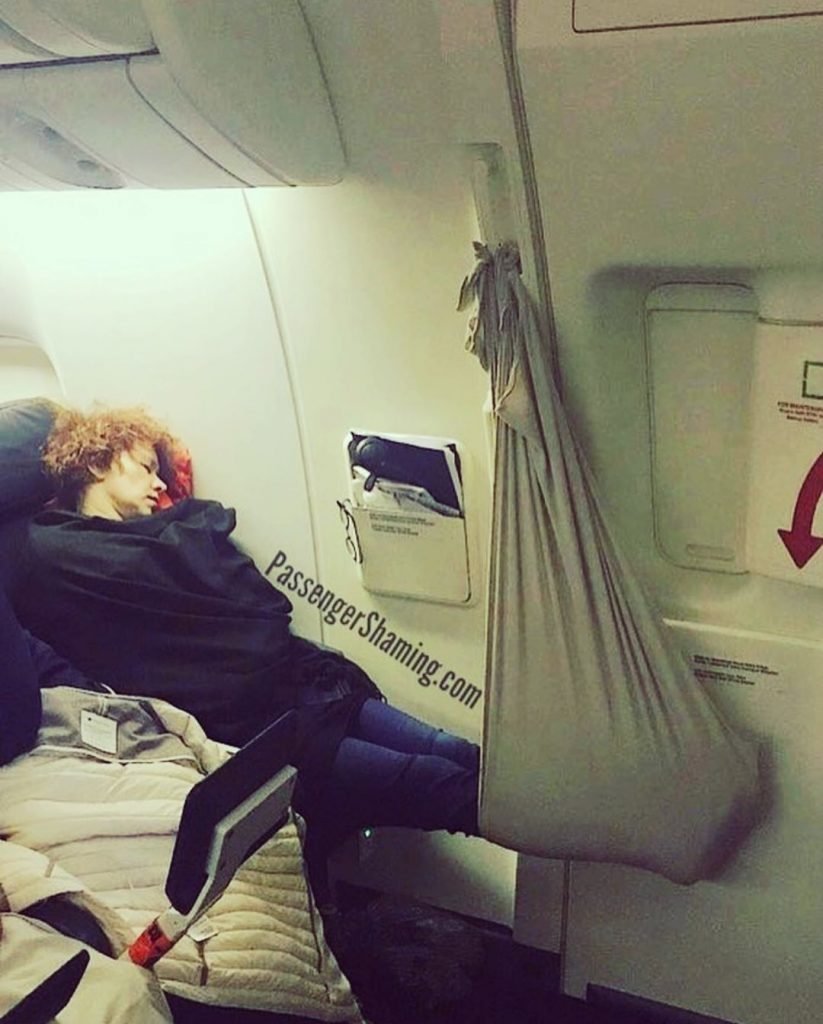 21 Pics Shared By A Former Flight Attendant That Show How Cringy Passengers You Can Find Onboard